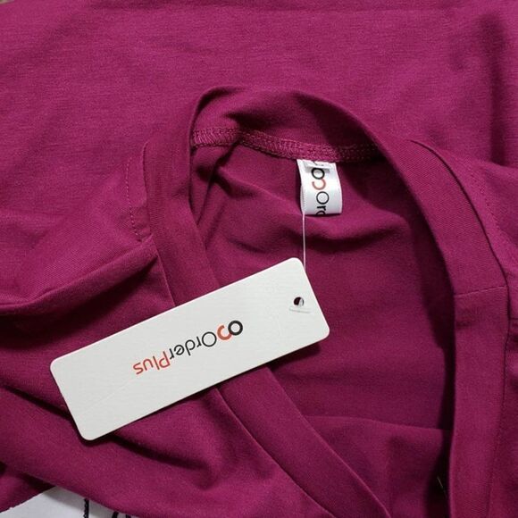 NWT Order Plus Burgundy Aces Graphic Unisex T-Shirt – Size L - Picture 3 of 7